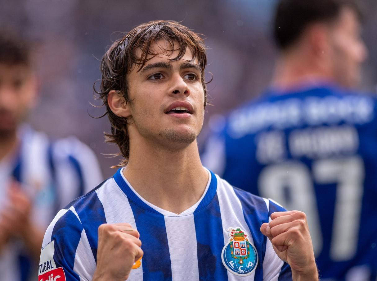 华体会体育-关于波尔图险胜切尔西，范戴克乌龙送礼欧冠的信息