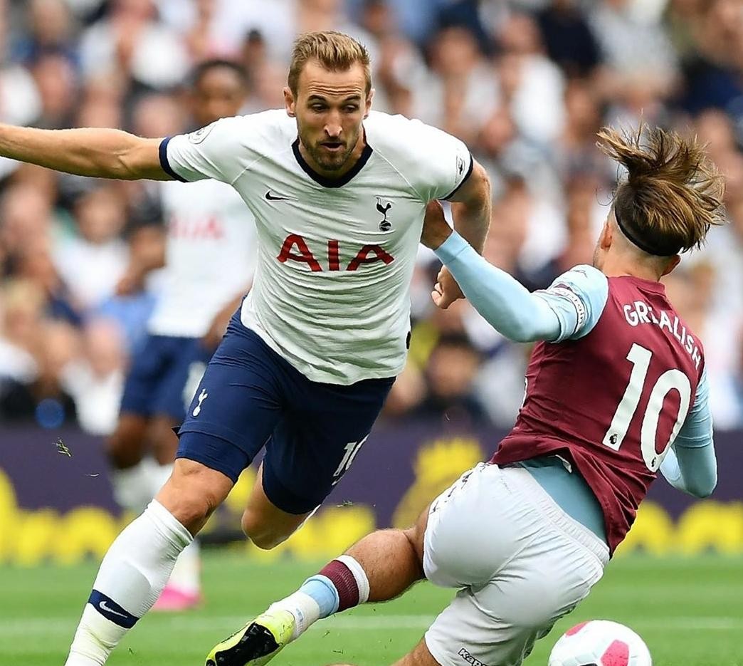 曼联战平尤文，阿扎尔梅开二度欧冠